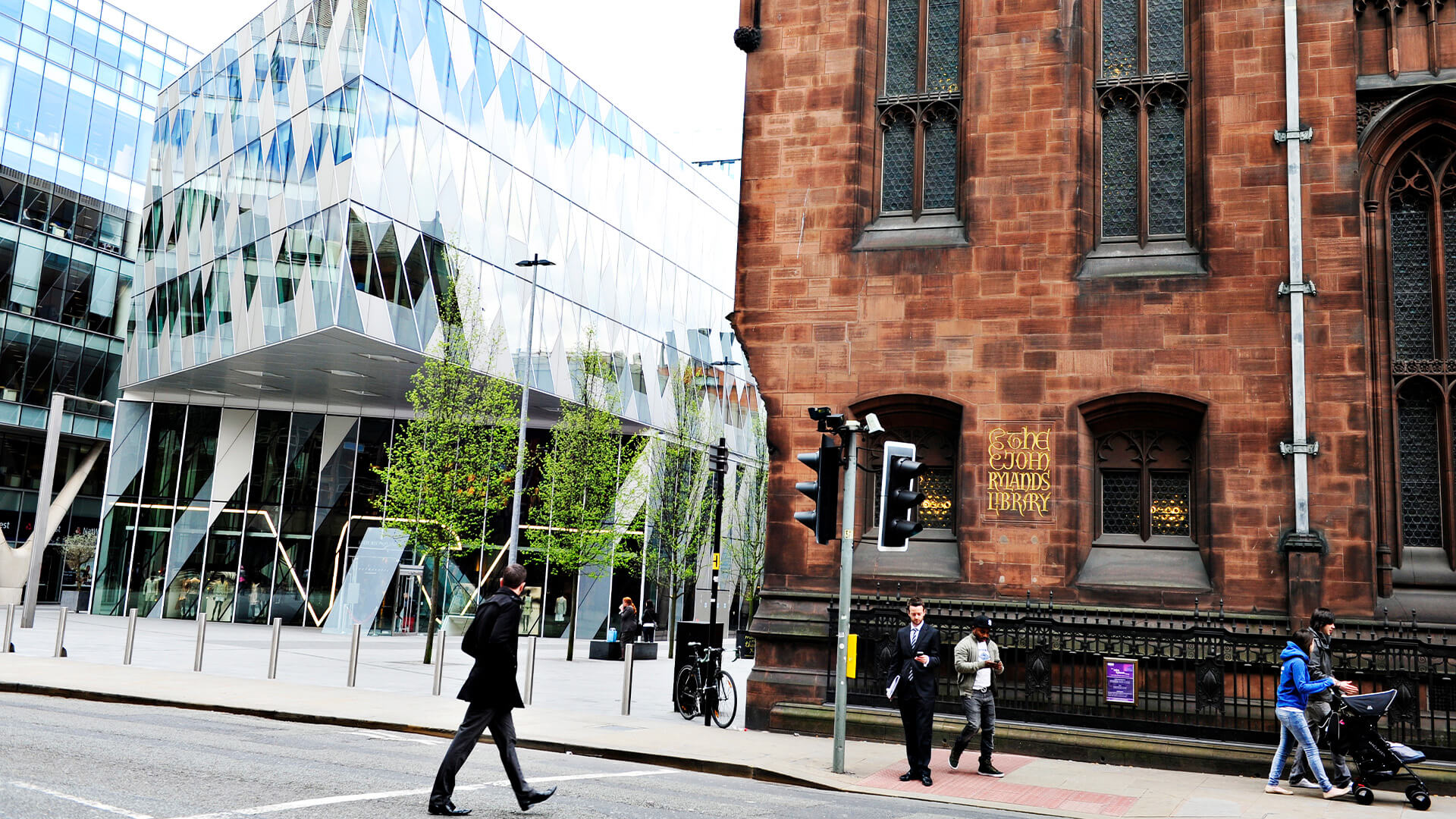 Historic and modern building on the University of Manchester campus